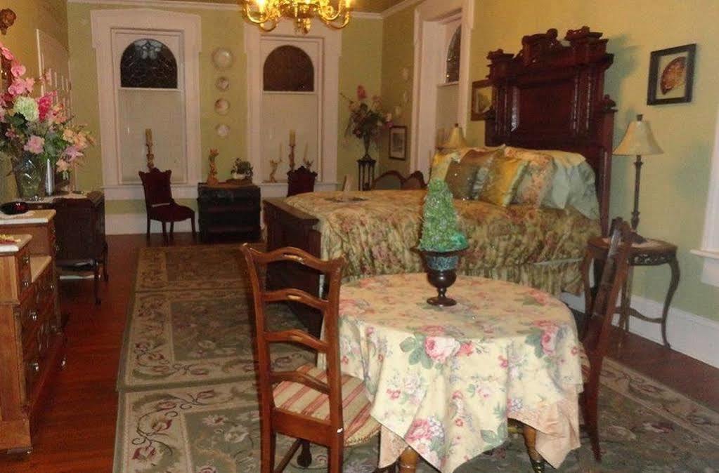 Baert Baron Mansion Bed & Breakfast Zeeland Екстериор снимка